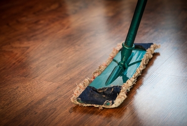 What Makes a Good Office Cleaning Contract? (Red Flags to Watch)