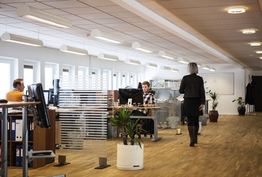 How to Keep Your Office Clean Between Professional Visits