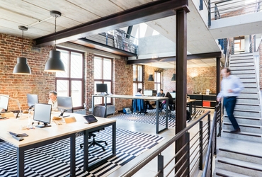 Signs Your Office Needs Professional Cleaning Services