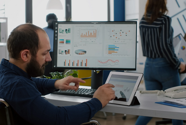 Adapting Cleaning Services for Hybrid Workplaces