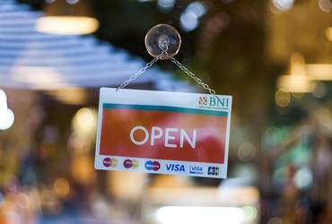 Why Retail Cleaners Need to Work Around Your Opening Hours